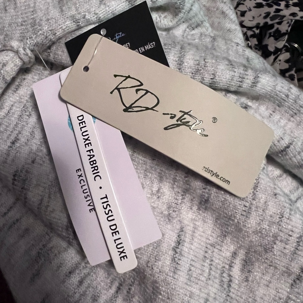 RD Style Ursula Turtleneck Sweater NWT, size 1X - Picture 9 of 9